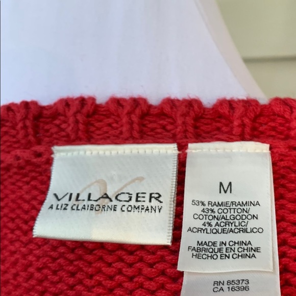 Villager women’s red knit Christmas vest - Picture 5 of 5
